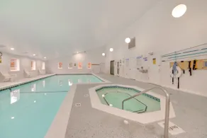 1 Mi to Nubs Nob Ski Resort: Harbor Springs Condo - Image 2