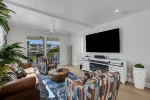 Modern 3BR w/ EV Charger | 2Min to AMI - Image 3