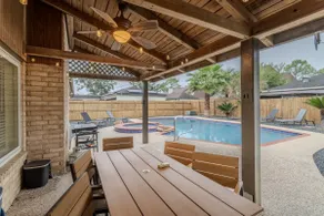 Magnificent 5br city home - Image 5