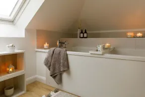 Beach house for 8 with hot tub & garden - Image 3