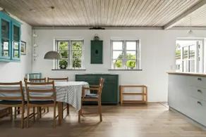 Home with views and walking distance to nature - Image 4