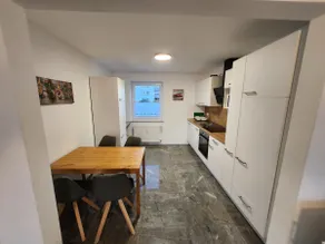 Large modern apartment in Wunsiedel - Image 3