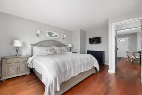 Waverly Suite 2 on the Beach - Image 3