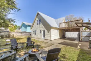 Bombastic Beach Home + HOT TUB, 8min WALK to Beach - Image 3