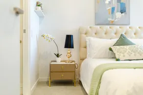 StayAU Modern 2BR Prime Box Hill Location - Image 2