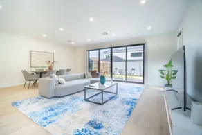 4BR Brand new Townhouse in Ashburton Shopping Golf - Image 2