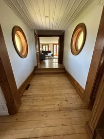 Chalet Le Patrimoine - Peaceful Riverfront Stay - Image 5