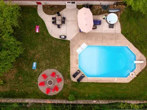 Pool & Play | Hot Tub, Ping Pong, Nintendo Switch - Image 4