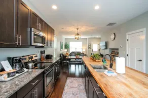 Relaxing 2 BD|2.5 BA Nashville Home Base - Image 5