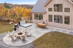 New 4-BR Luxury Home 6 Min from Stratton w/hot tub - Image 2