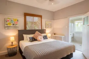 Clarence River Retreat - Oceanstays - Farmstay & Jetty - Image 4