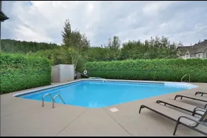 In-ground pool - Spacious condo - Horizons - Image 2