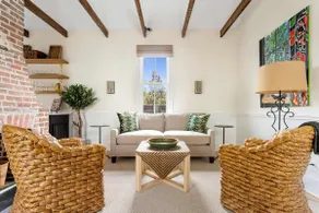 Chic 2bd Cottage w. Pool + Parking, Steps to King! - Image 2