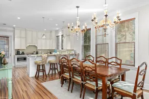 Seagrove Gardens Mins to the Beach, Santa Rosa Retreat w/ A+ Design - Image 4