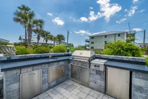 Rosie’s Retreat beachside home with a view! - Image 4