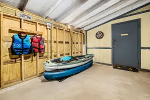Creekside Cabin-Beaver Lake Creek Access-2 Kayaks - Image 3