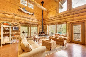 Fish, Boat & Hike: Pet-friendly Cabin in Arkansas - Image 3