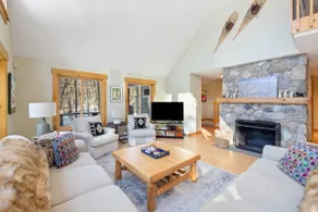 Lakeview 3-BR Residence 10-min to Okemo - Image 4