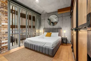Modern & Stylish 3BR in Redfern - Image 2