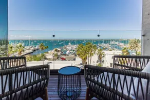 Rooftop Pool & Marina Views, Plunge Pool Penthouse - Image 2