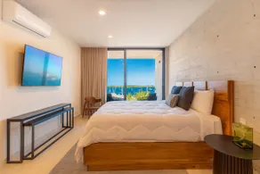 Rooftop Pool & Marina Views, Plunge Pool Penthouse - Image 5
