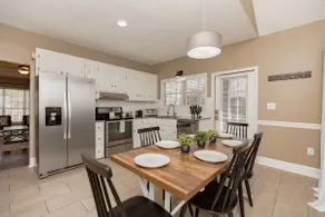 Private 3BD Retreat | Large Yard | Family Stay - Image 5