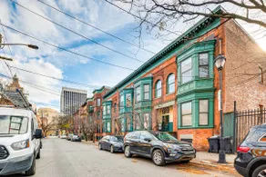 Near Prudential Center, Metlife: Extended-stay Hub - Image 3