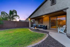 Pool Home in Surprise - Image 5
