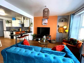 Charming 2BR Cottage in Devon | Fully Equipped & Cosy Retreat - Image 2