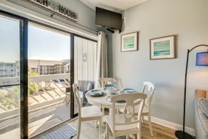 Walk to Beach: Top-floor Condo in Murrells Inlet - Image 5