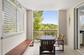 Riviera - Two Bedroom Apartment in Sebel Building - Image 3