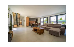 4 bedroom stunning home in Murter - Image 2