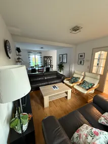 5 bdr House | 2 min Shopping | Work or Family - Image 2