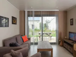 Blissful retreat on the lake - Image 2