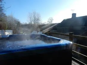 Sleeps 14 near Carsington | Hot Tub & Games Room - Image 3
