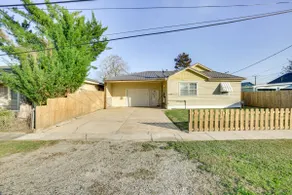 Walk to 1st Street: Family Home in Thibodaux! - Image 5