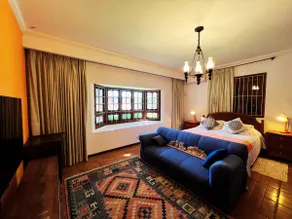 Luxury Farmhouse with View – Next to Outlet Catarina - Image 5