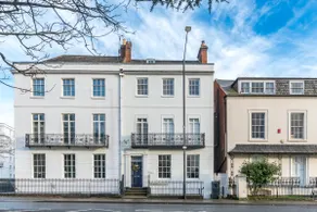 Clarendon Place - Stunning 1BD in Leamington Spa - Image 5