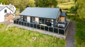 New Build Lodge With Stunning Views of Loch Awe - Image 2