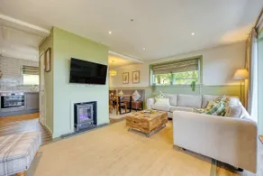 New Build Lodge With Stunning Views of Loch Awe - Image 4