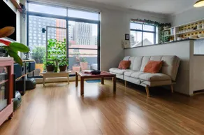 Stylish Stay in Redfern Central & Convenient - Image 3
