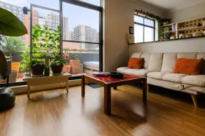 Stylish Stay in Redfern Central & Convenient - Image 5