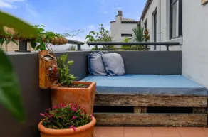 Stylish Stay in Redfern Central & Convenient - Image 2