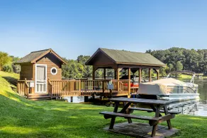 The Lake House - Image 3