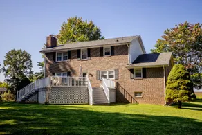 The Lake House - Image 5