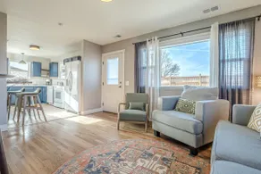 Broadway Bungalow: Pet-Friendly GJ Gem - Image 3