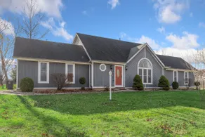 Parkview Pearl: 5BR, Garage, W/D Extended Stays - Image 2