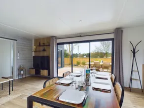 Chalet for 6 – Year-round heated pool - Image 5