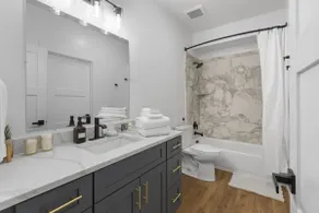 Pet Friendly, Juneau Jewel, Luxury & Relax 307 - Image 2