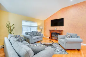 4 Mi to Hudson River: Cozy Newburgh Home! - Image 2